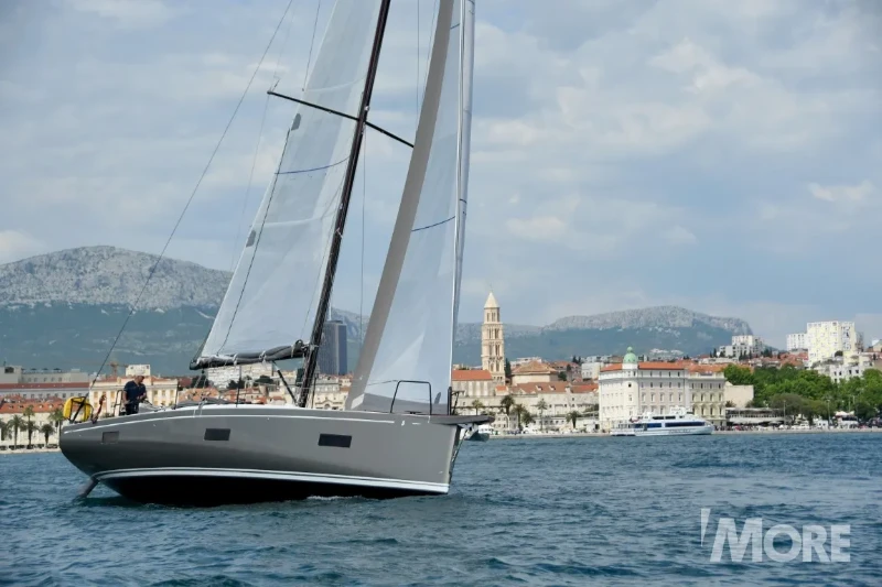 Imagem do barco First 44 Checkmate