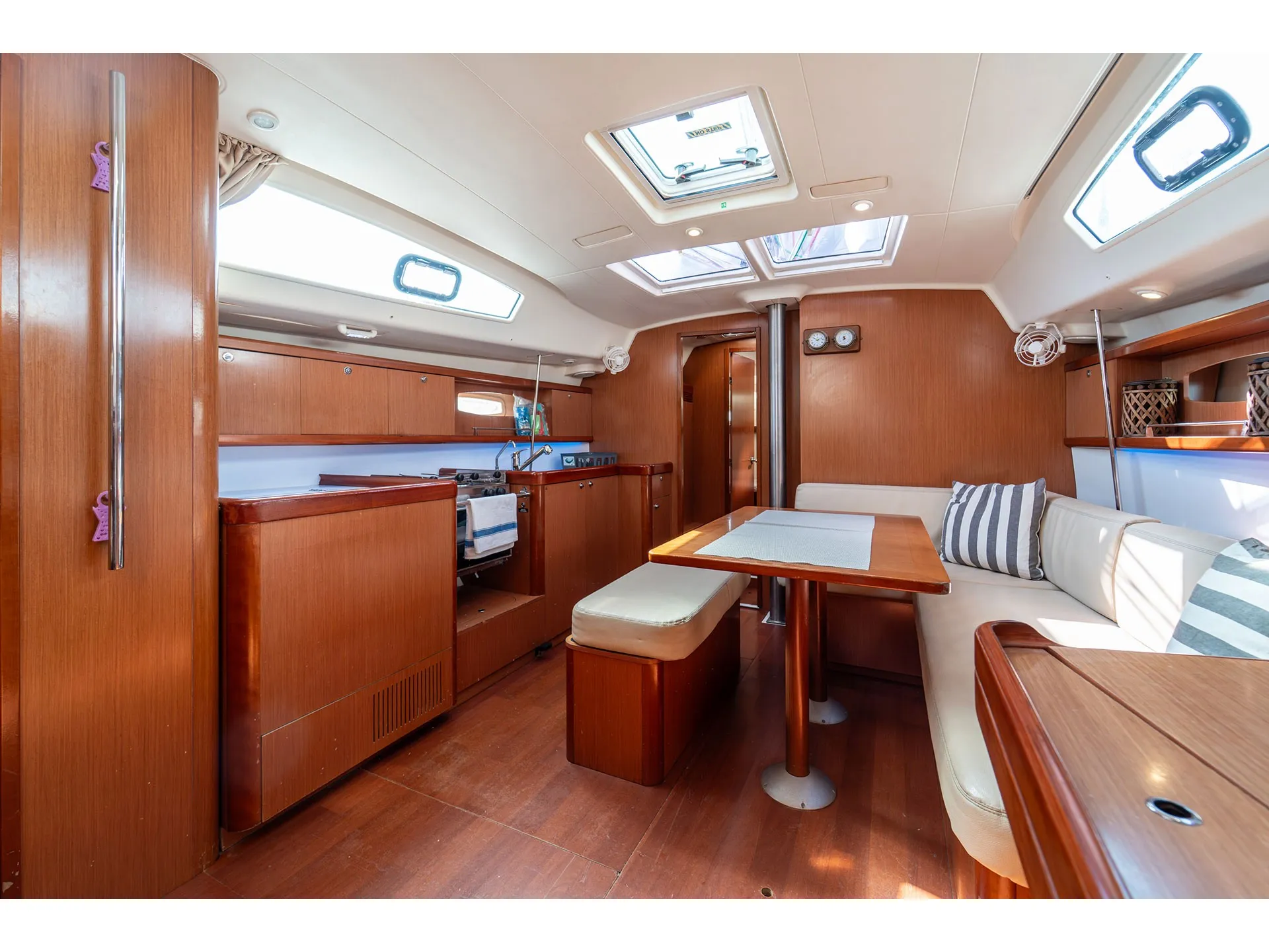 Image slide 118605