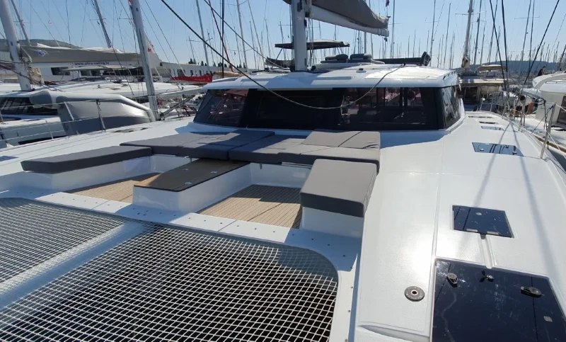 Fountaine Pajot Aura 51 Cosmos boat image