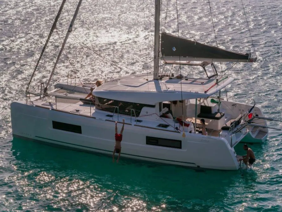 Lagoon 40 Mary Grace boat image
