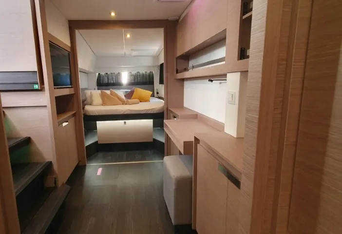 Image slide 12012