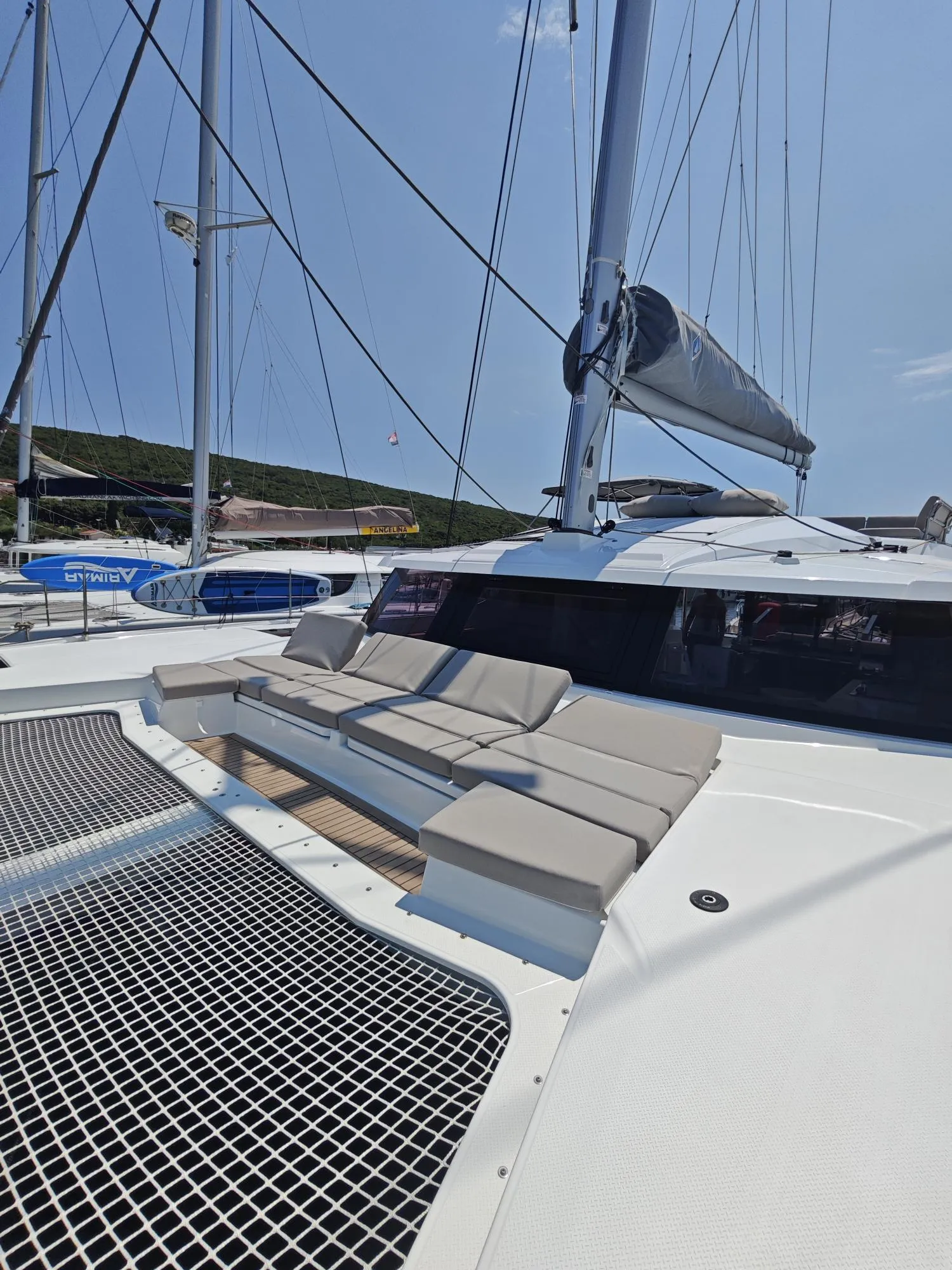 Image slide 12020