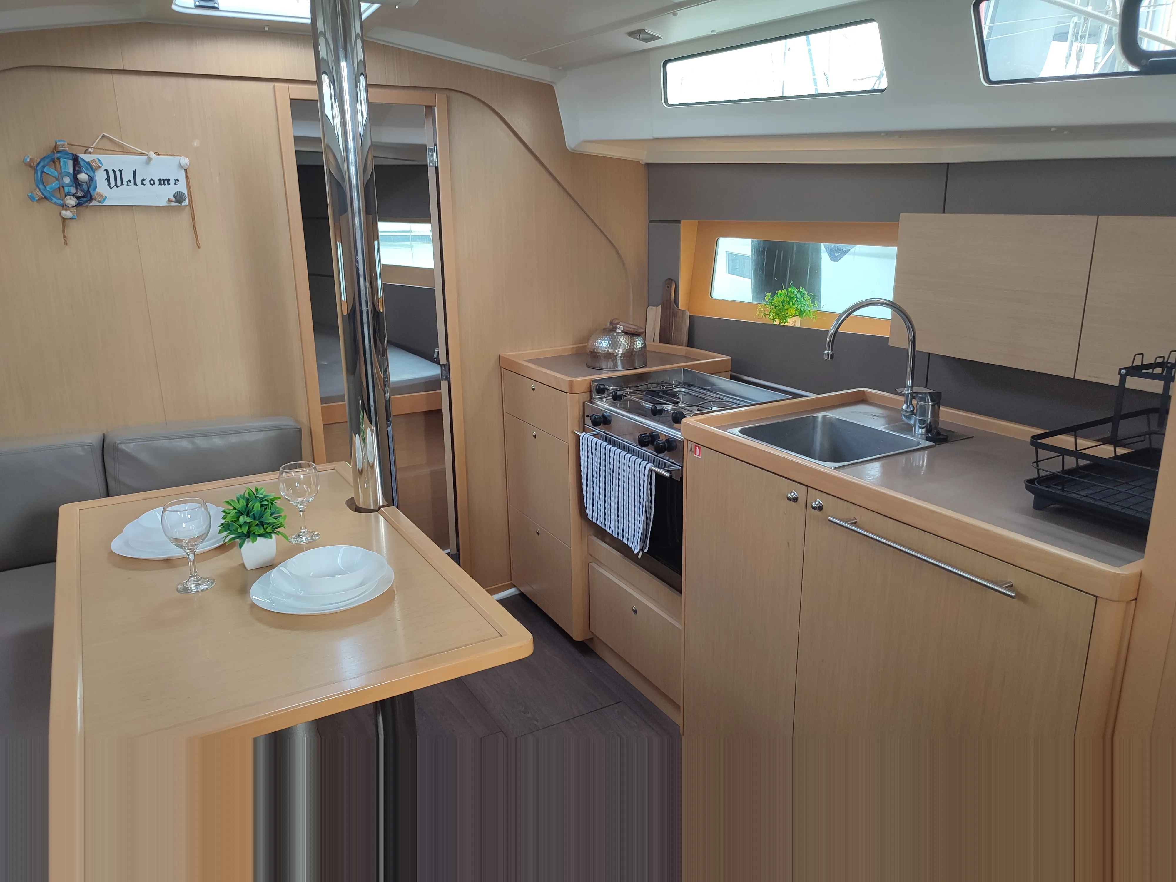 Image slide 120206