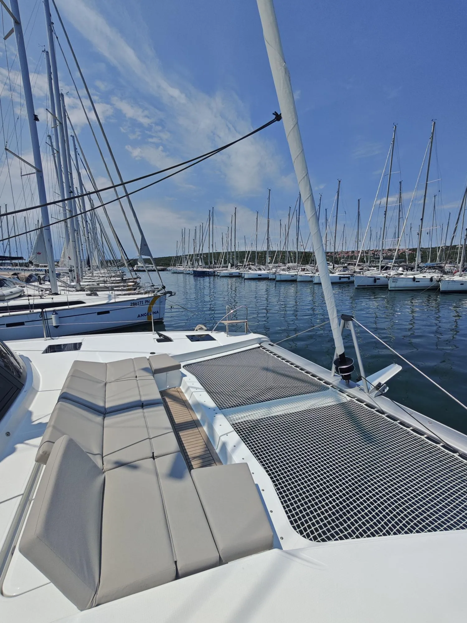 Image slide 12021
