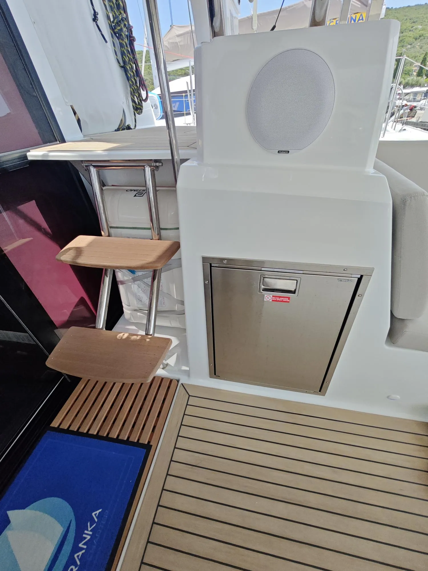 Image slide 12025