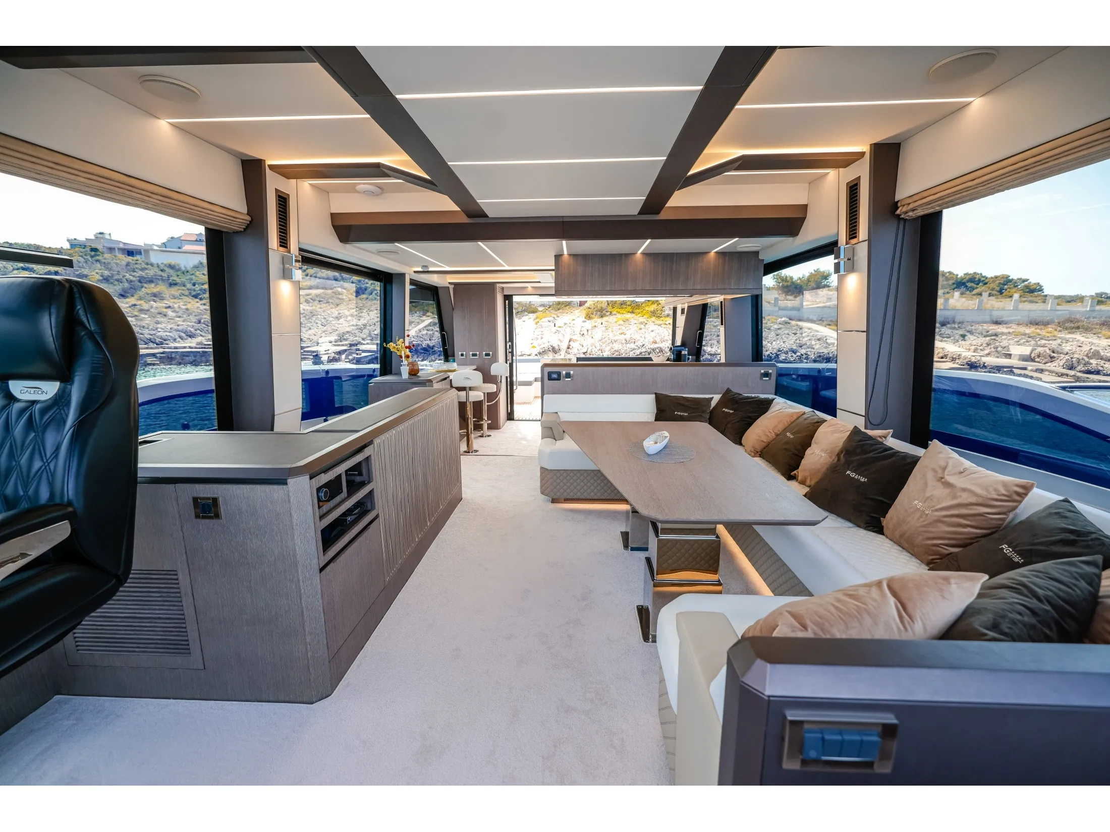 Image slide 120418
