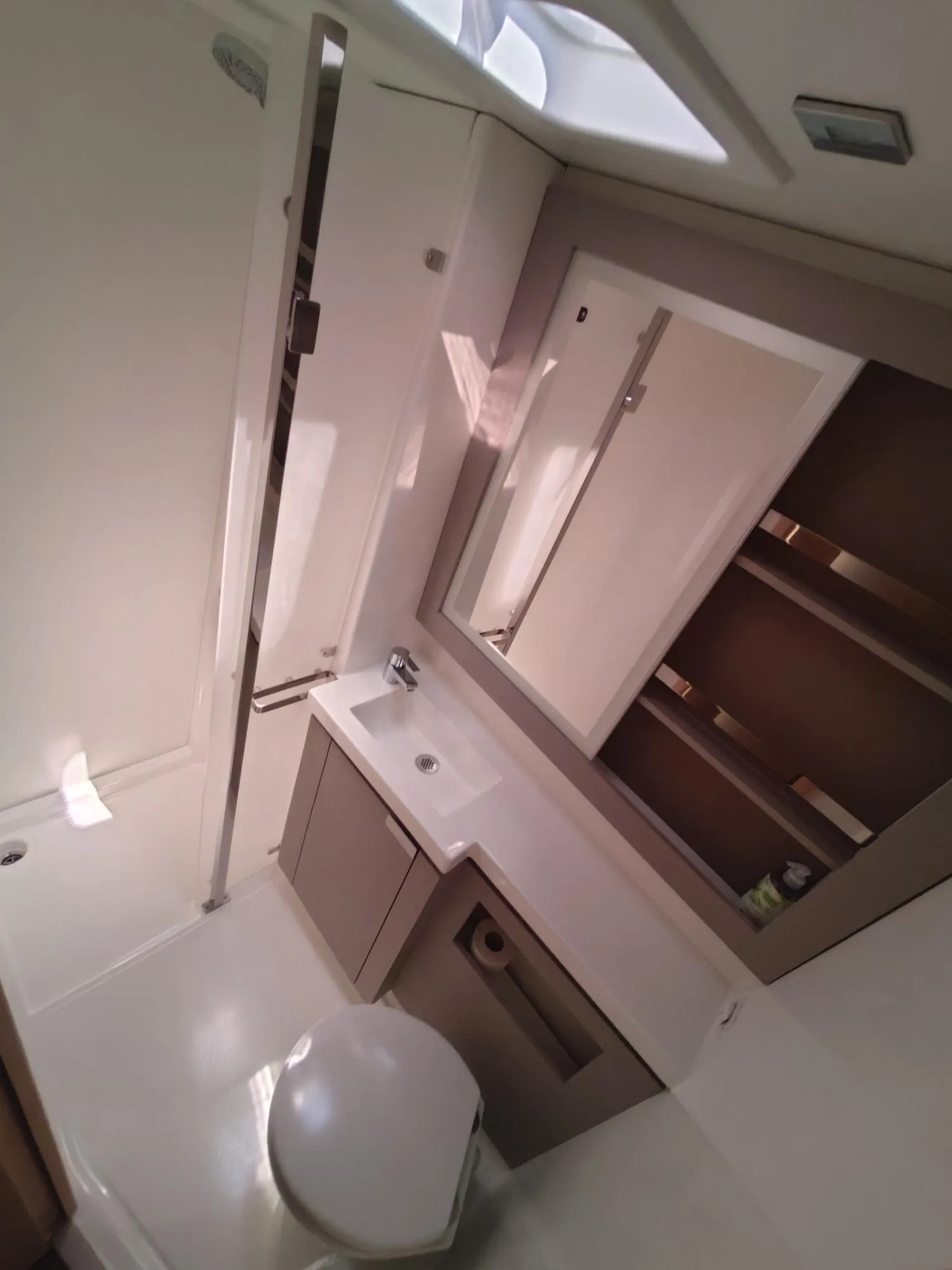 Image slide 12050