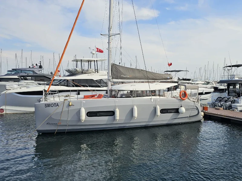 Excess 11 SMOTA boat image