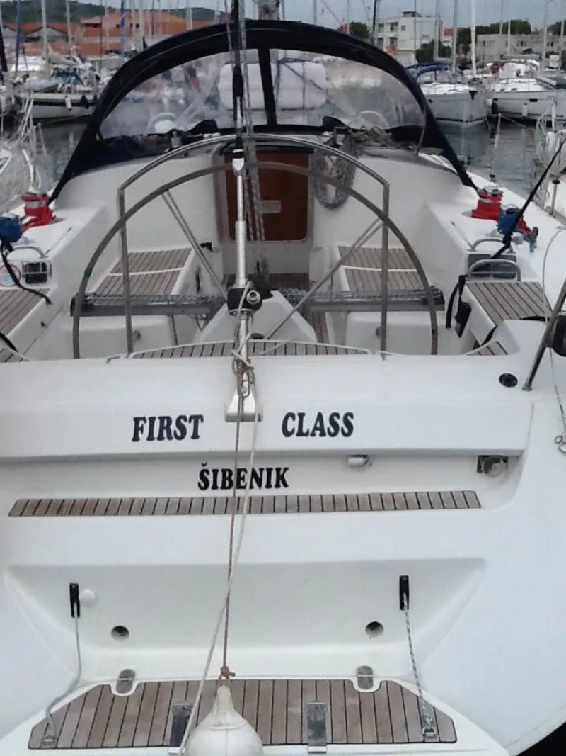 First 47.7 First Class 2 boat image