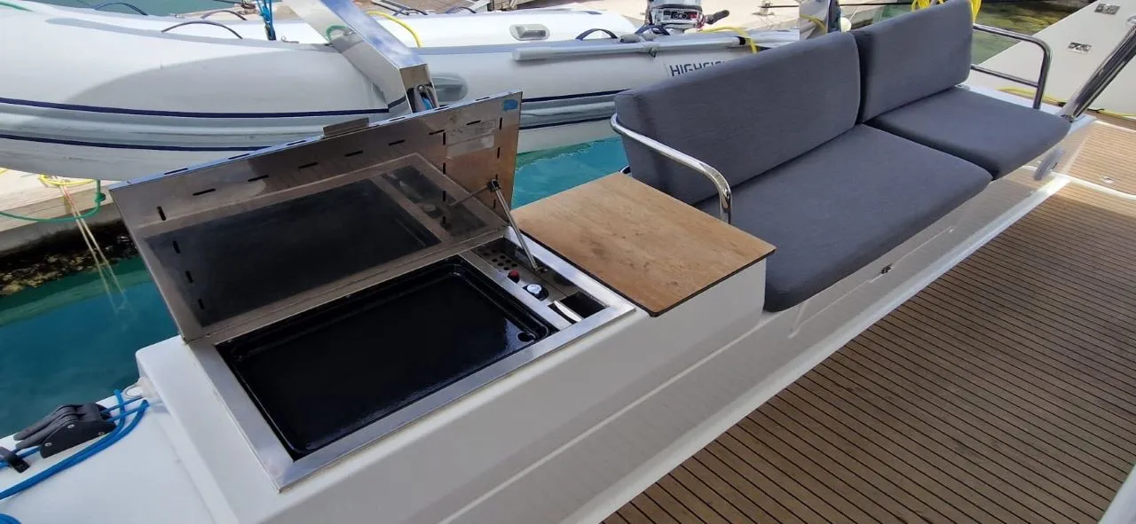 Image slide 12111