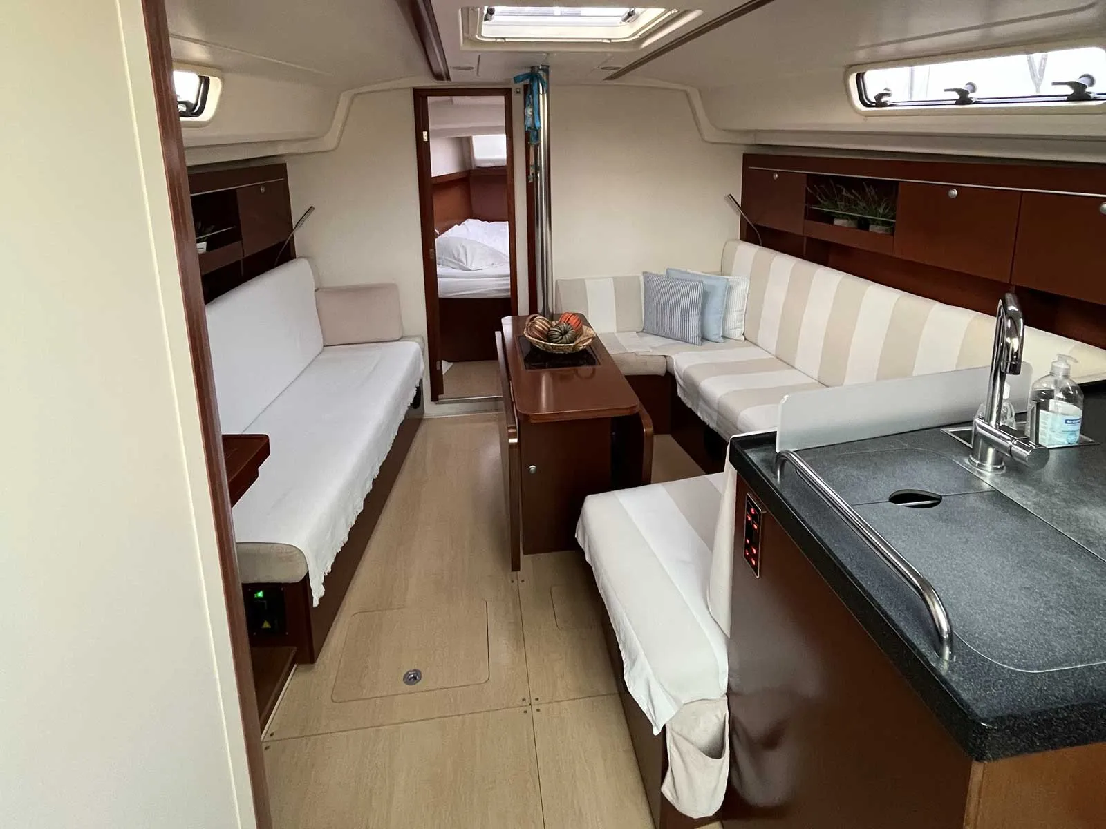 Image slide 121207