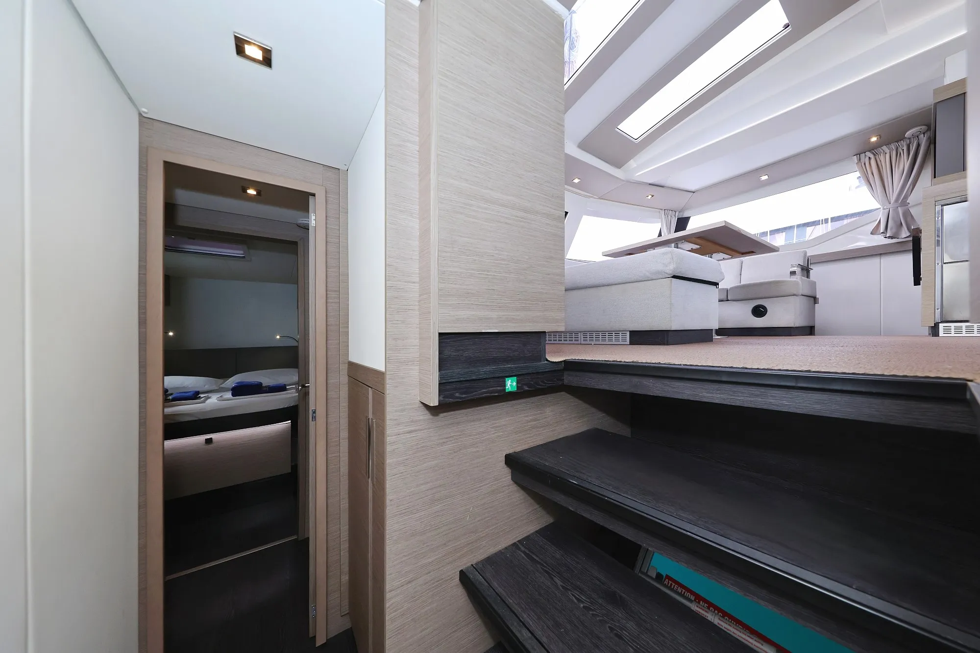 Image slide 12122