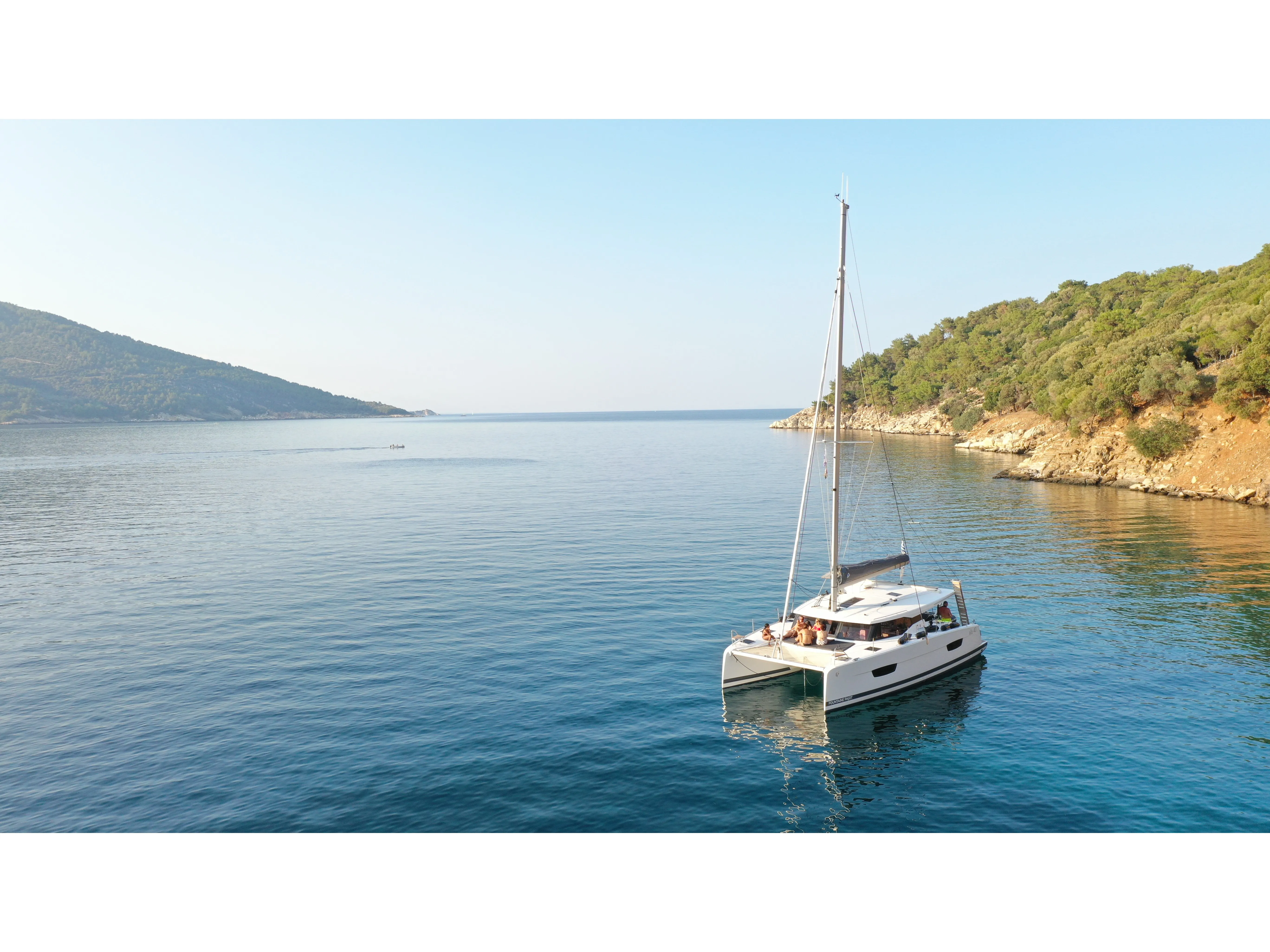 Isla 40 Anasa boat image