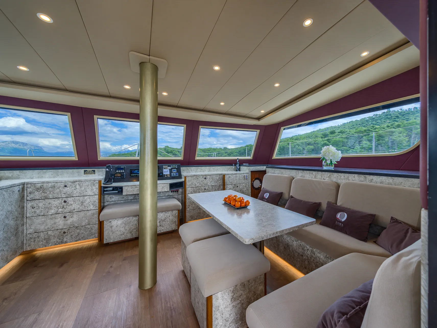 Image slide 122045