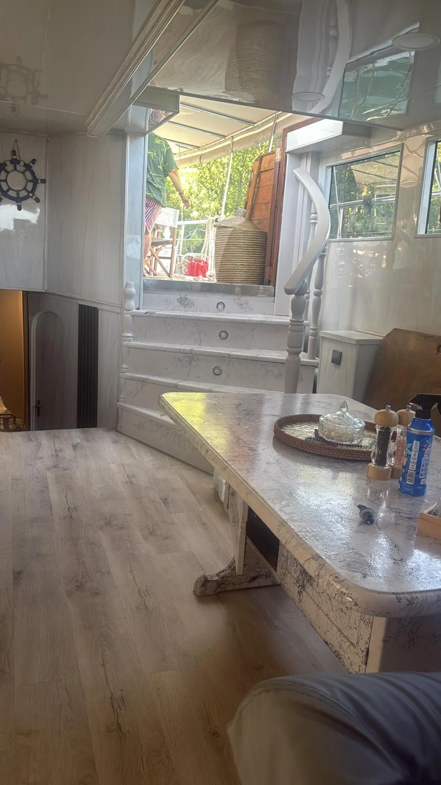 Image slide 122108