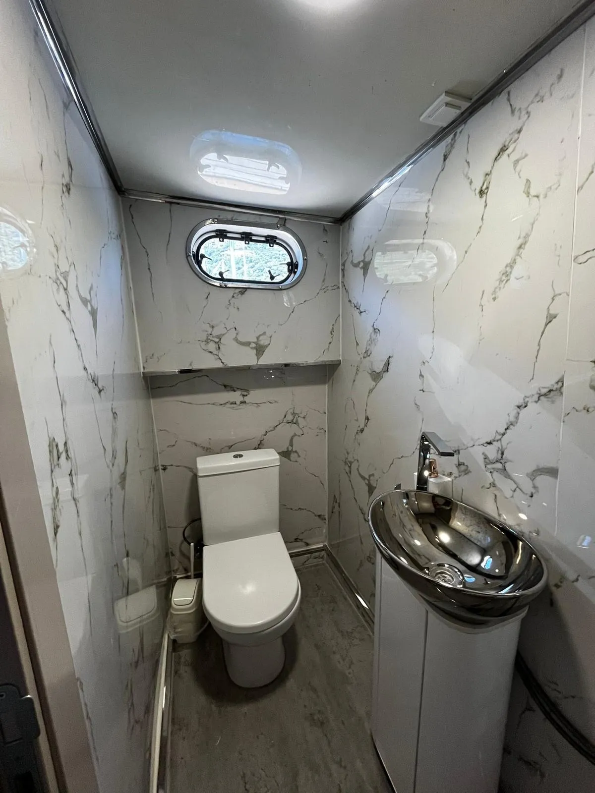 Image slide 122117
