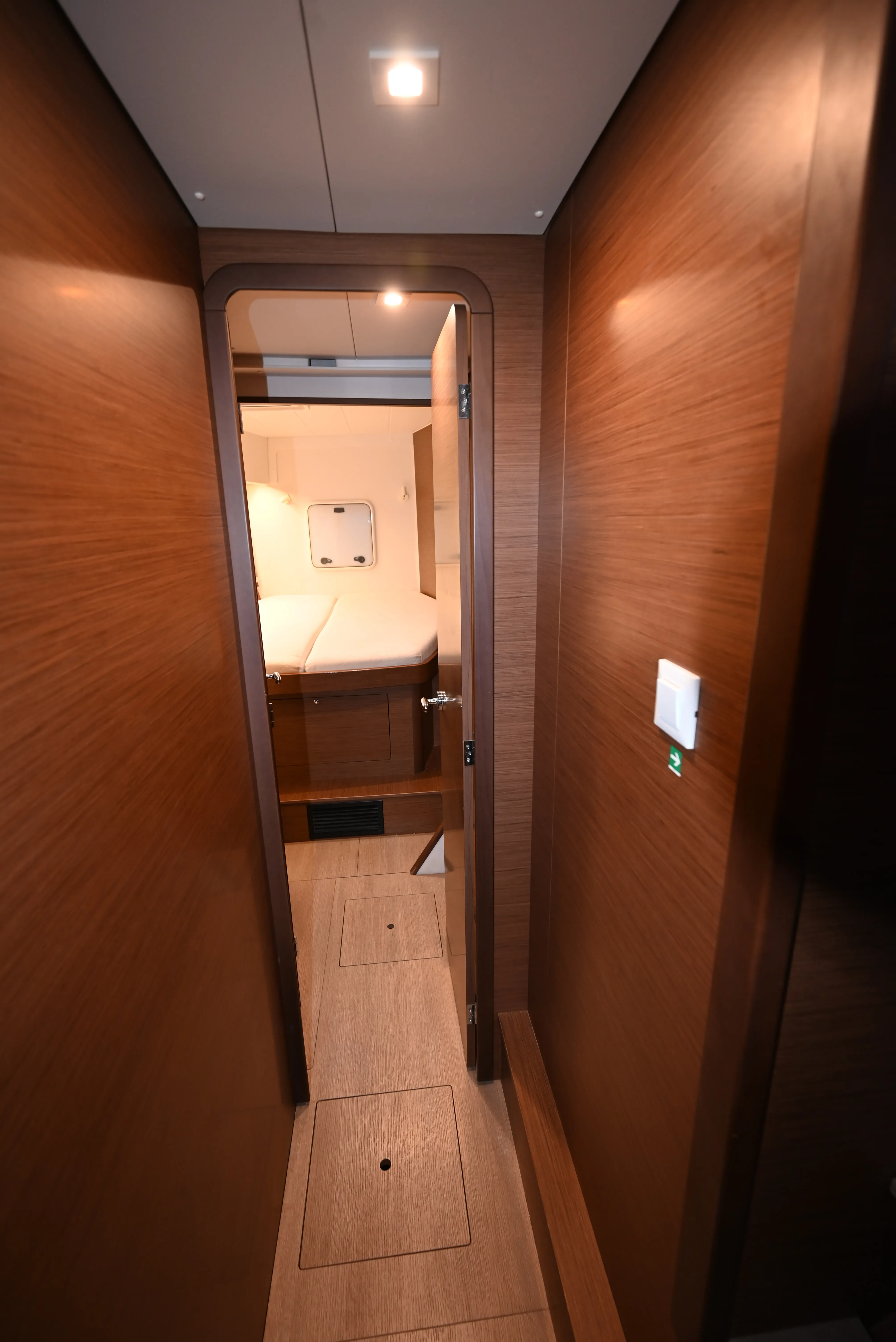 Image slide 122248