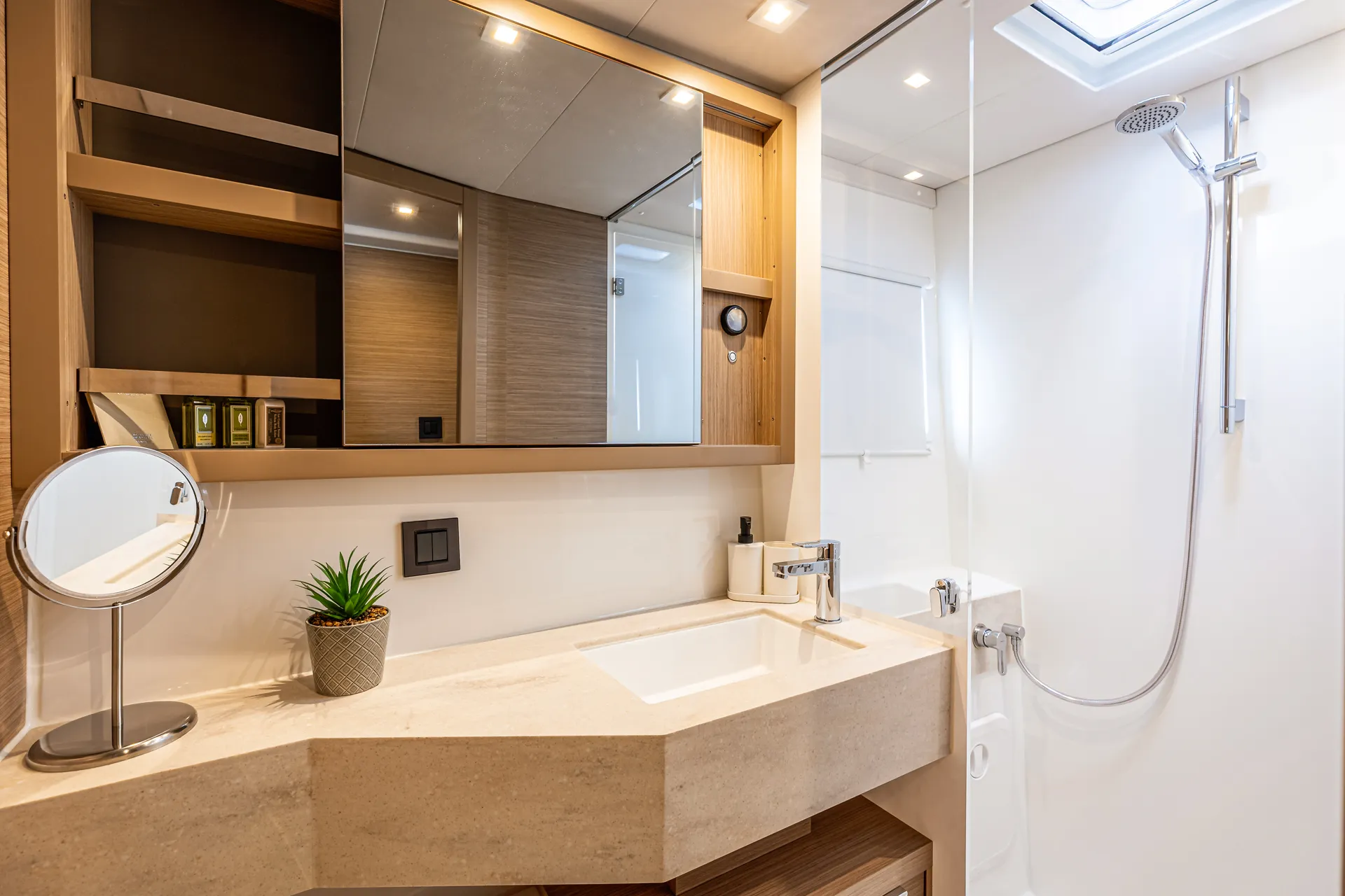 Image slide 122448
