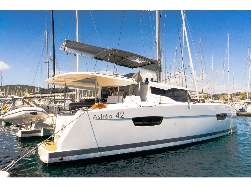 Astréa 42 ION boat image