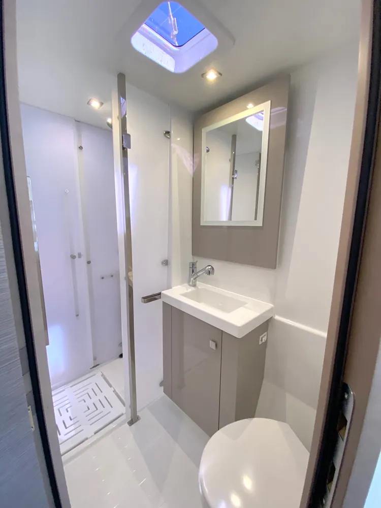 Image slide 122518