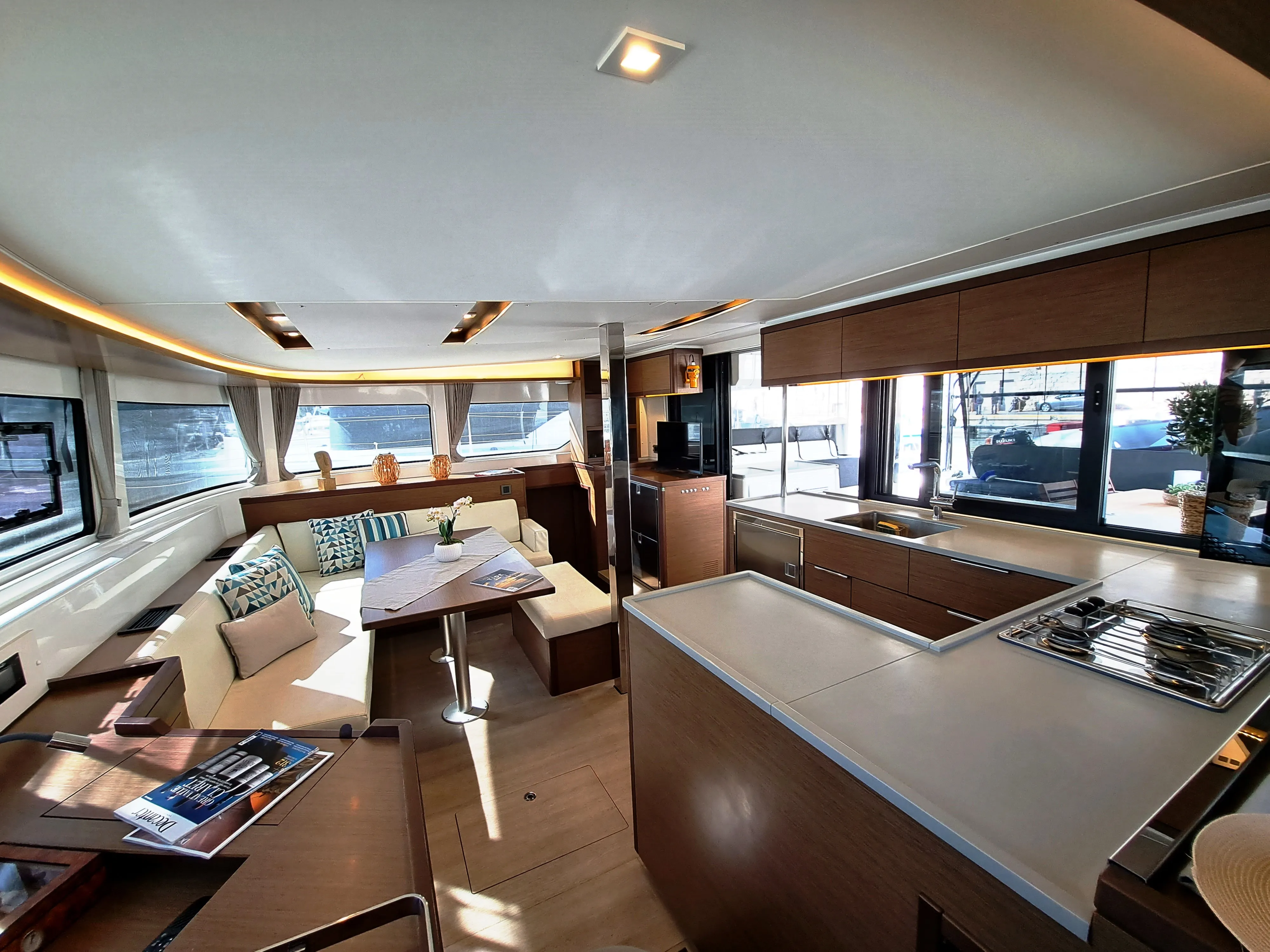 Image slide 122601