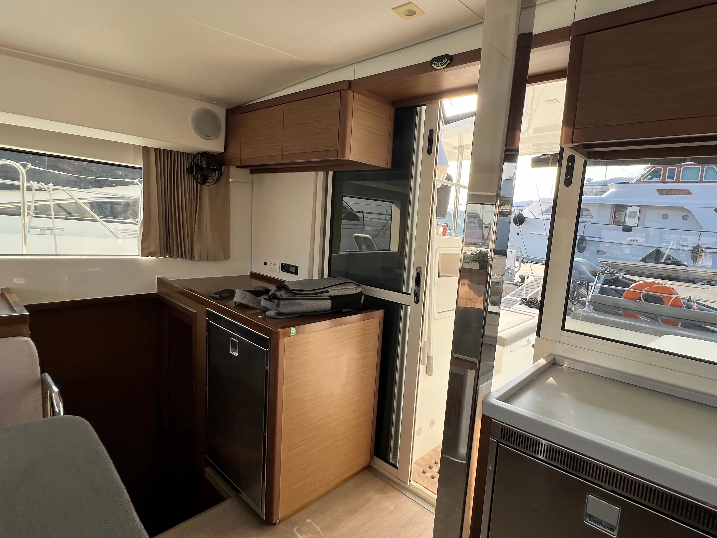 Image slide 122880