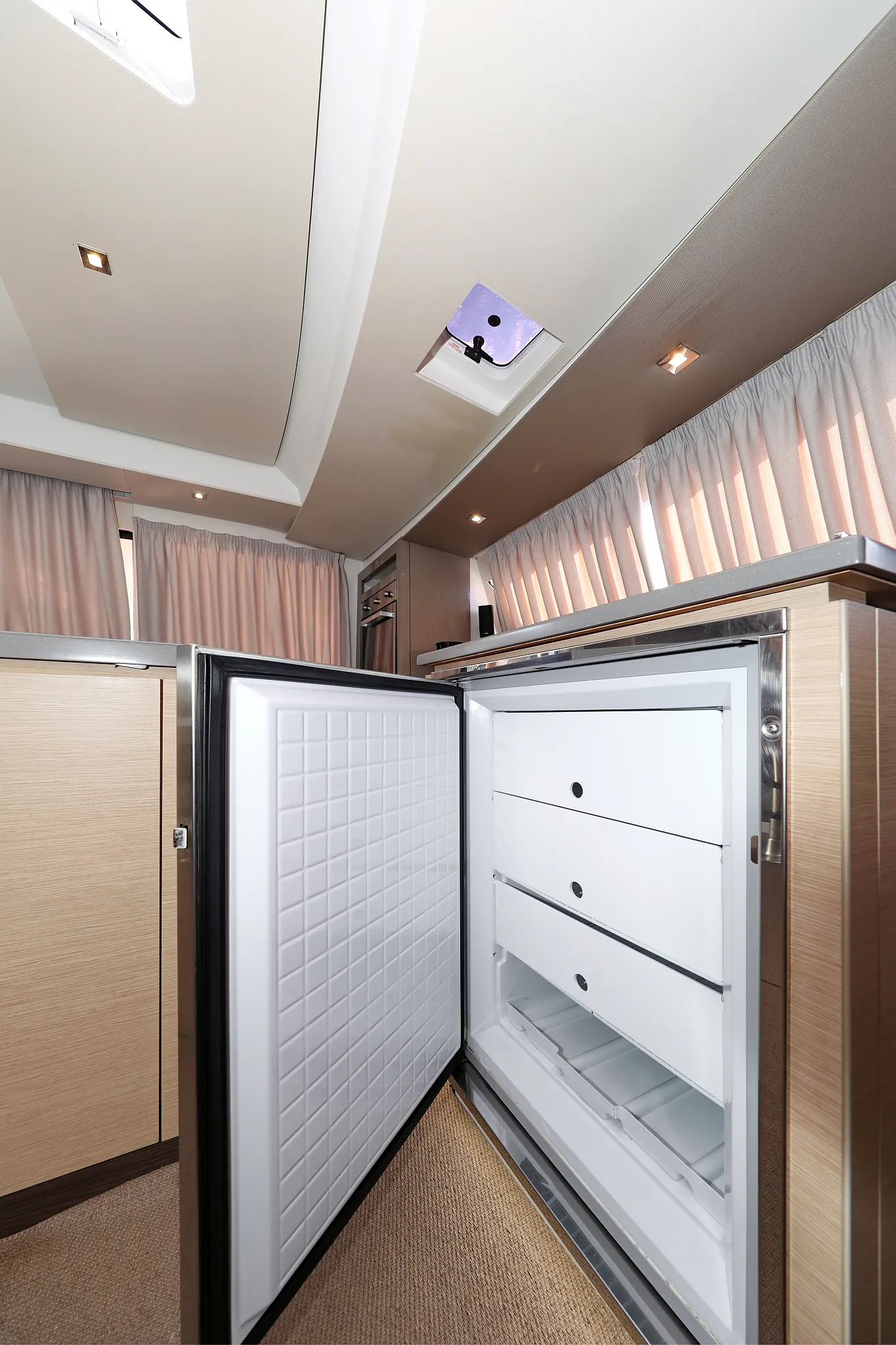 Image slide 12385