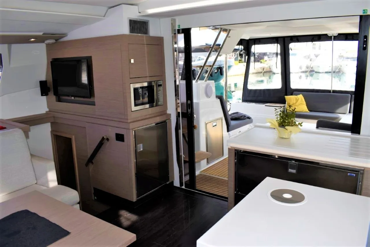 Image slide 12409