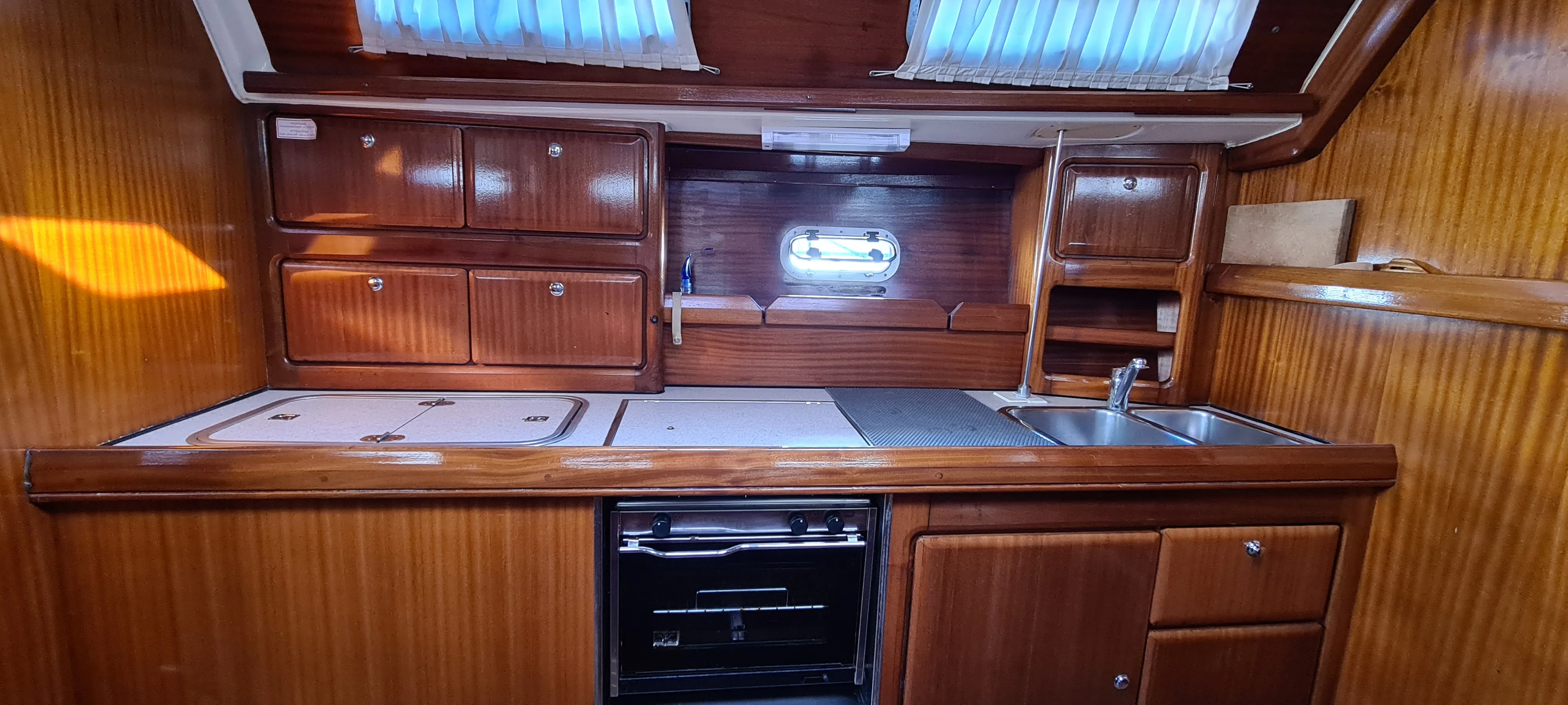 Image slide 124382