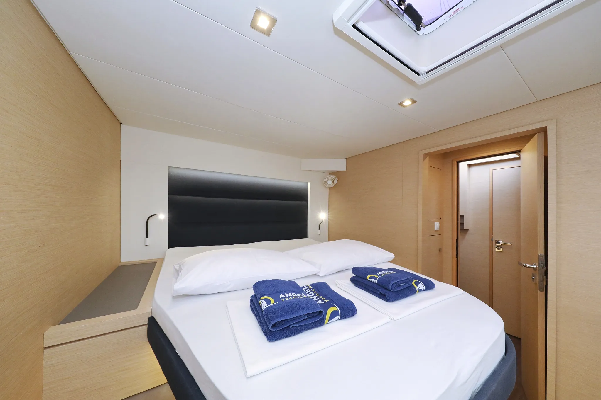 Image slide 12439