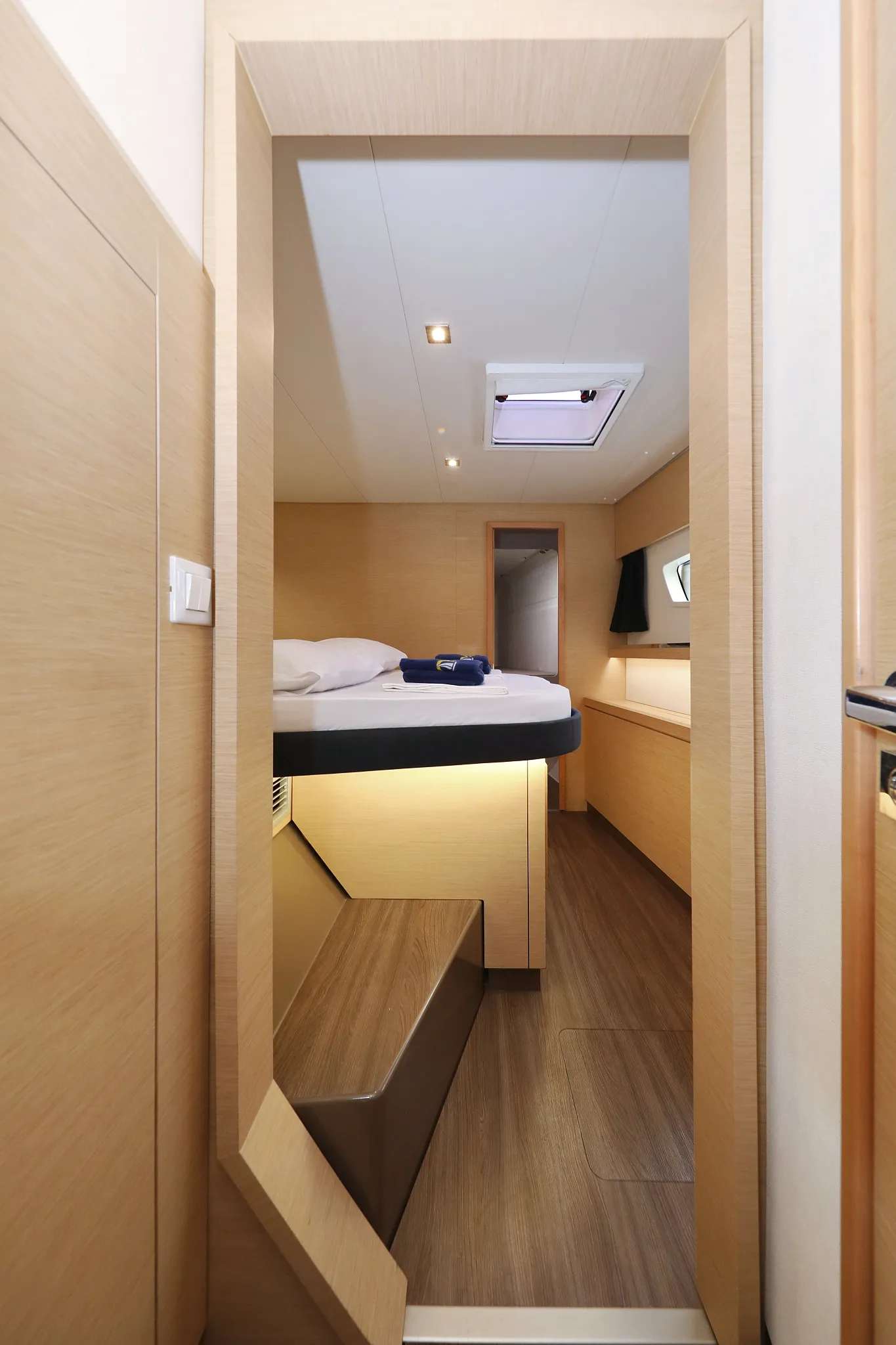 Image slide 12457