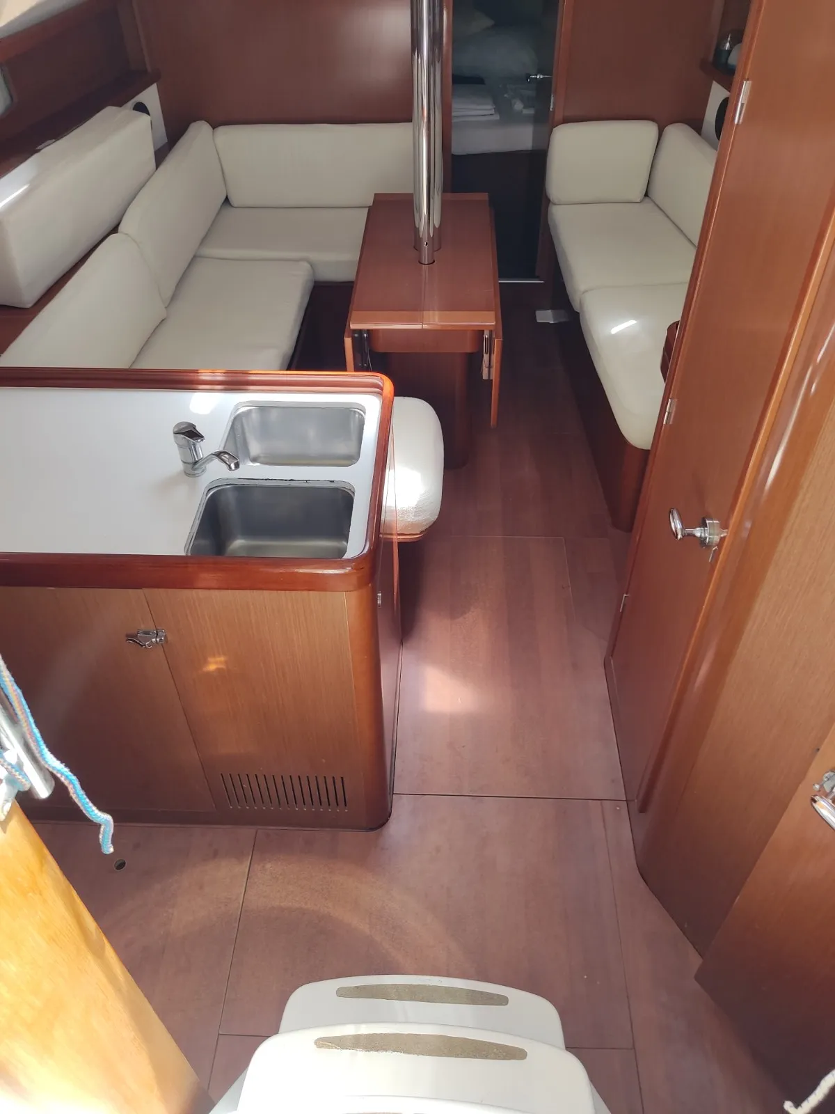 Image slide 124830