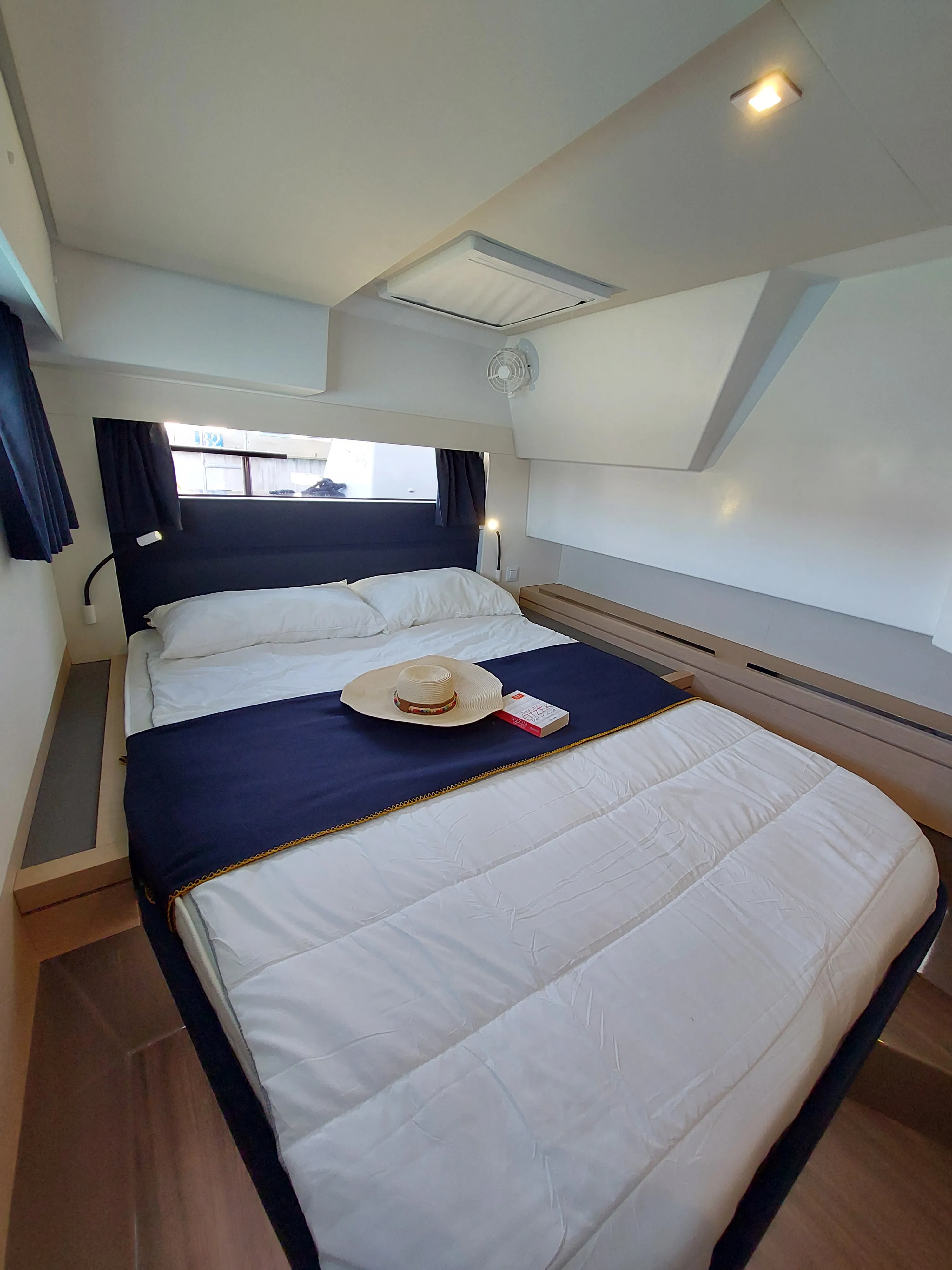 Image slide 124952