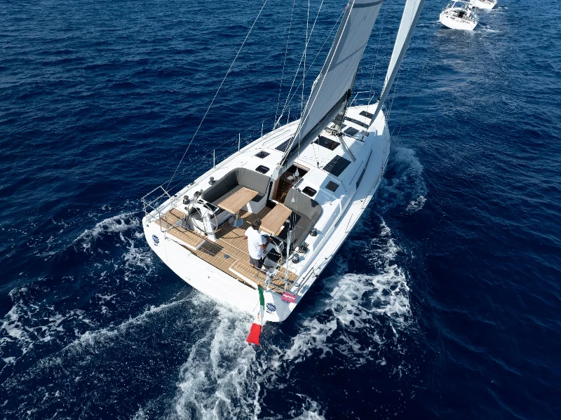 Hanse 410 El Diablo boat image