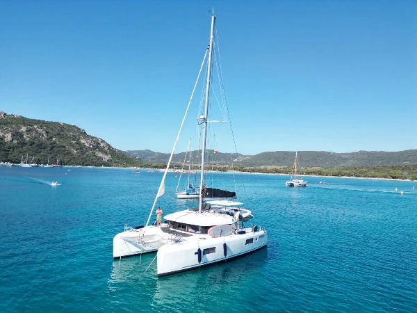 Lagoon 42 Mare boat image