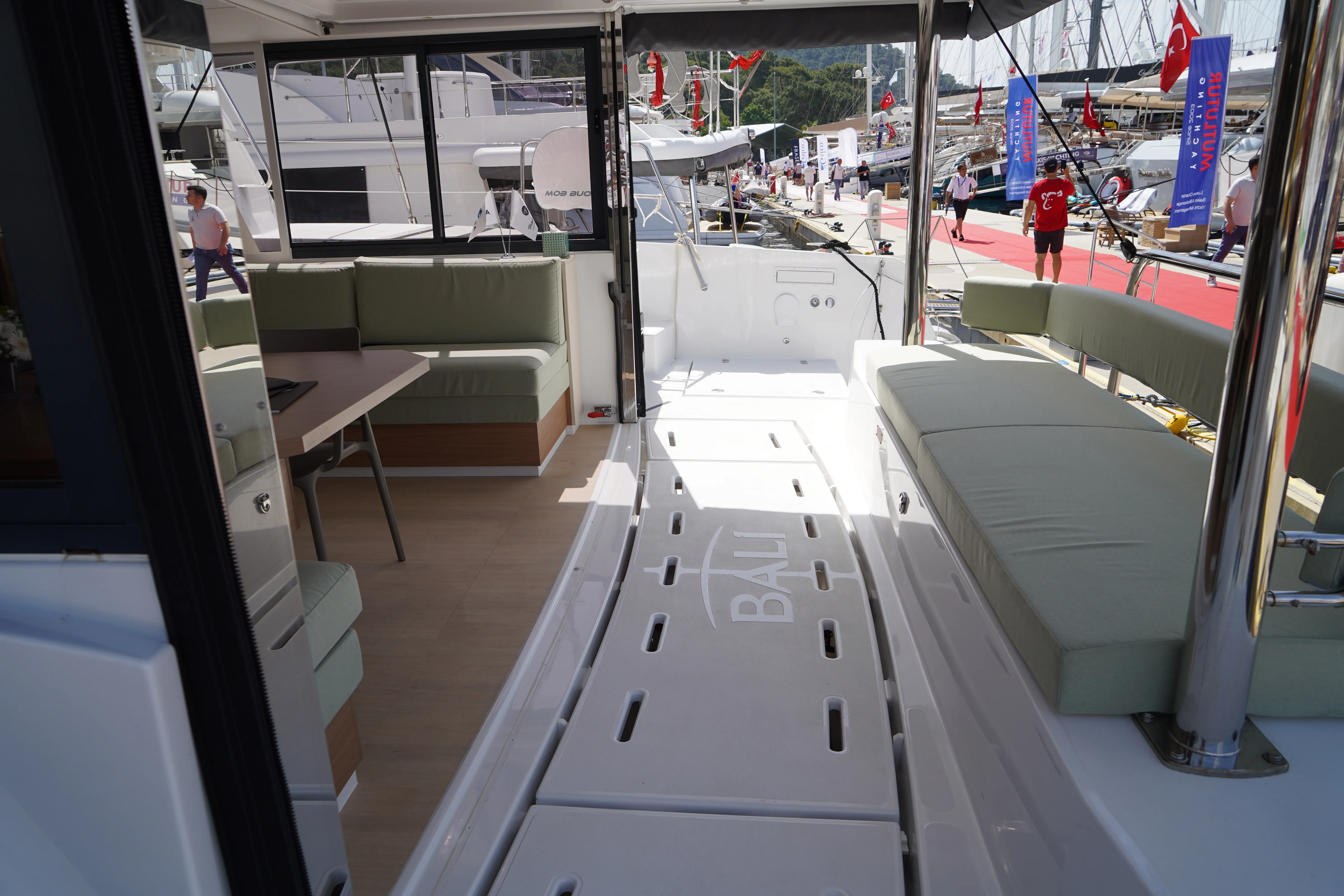 Image slide 126018