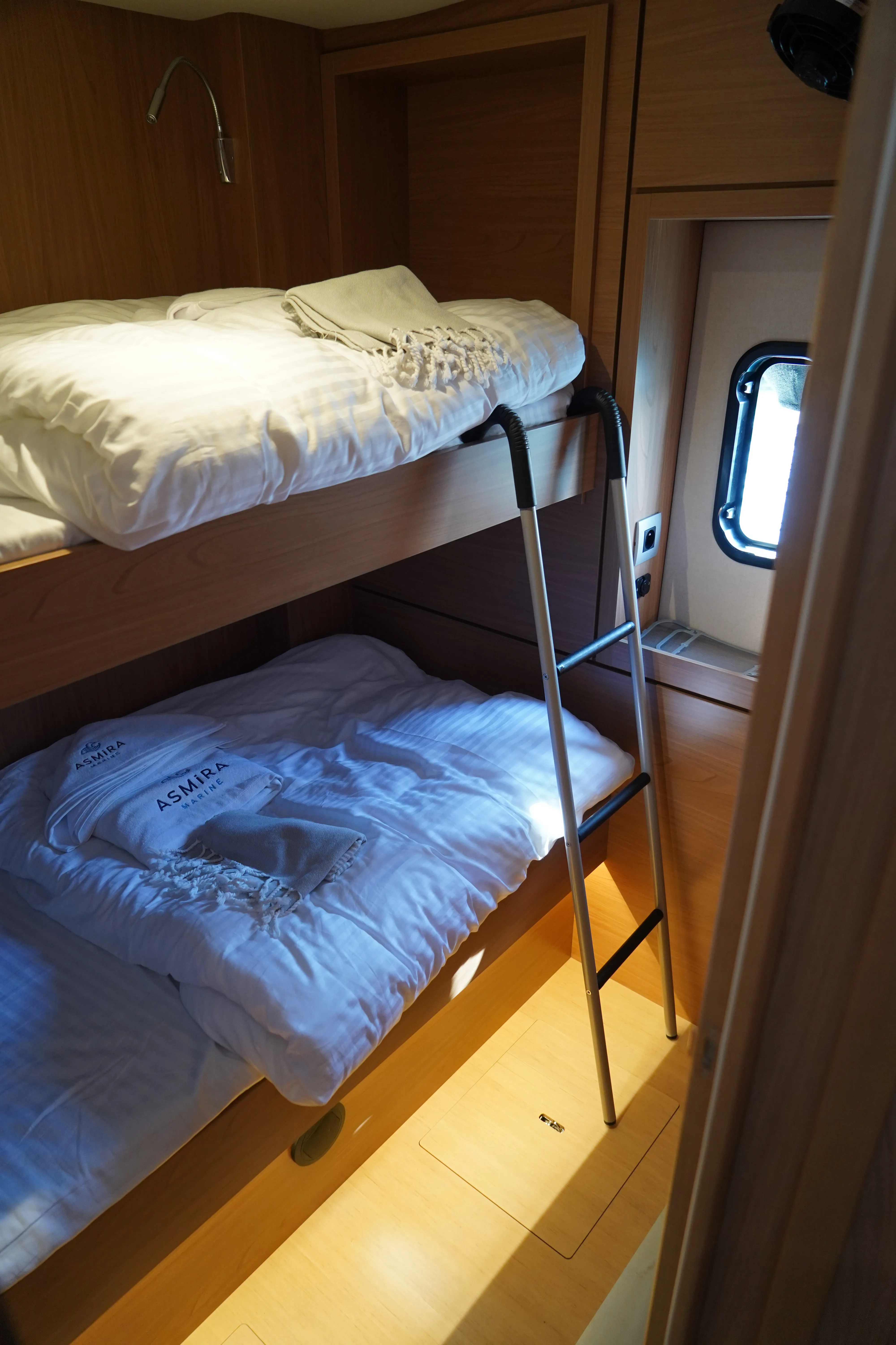 Image slide 126035