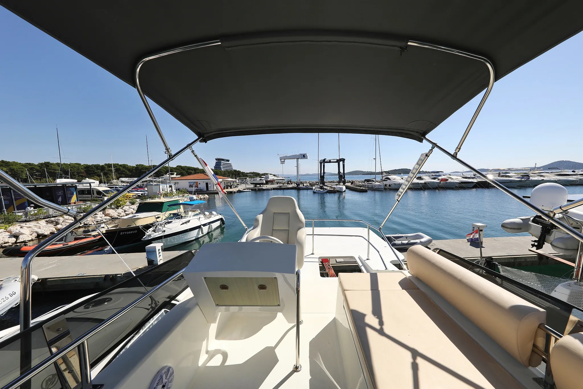 Image slide 12657