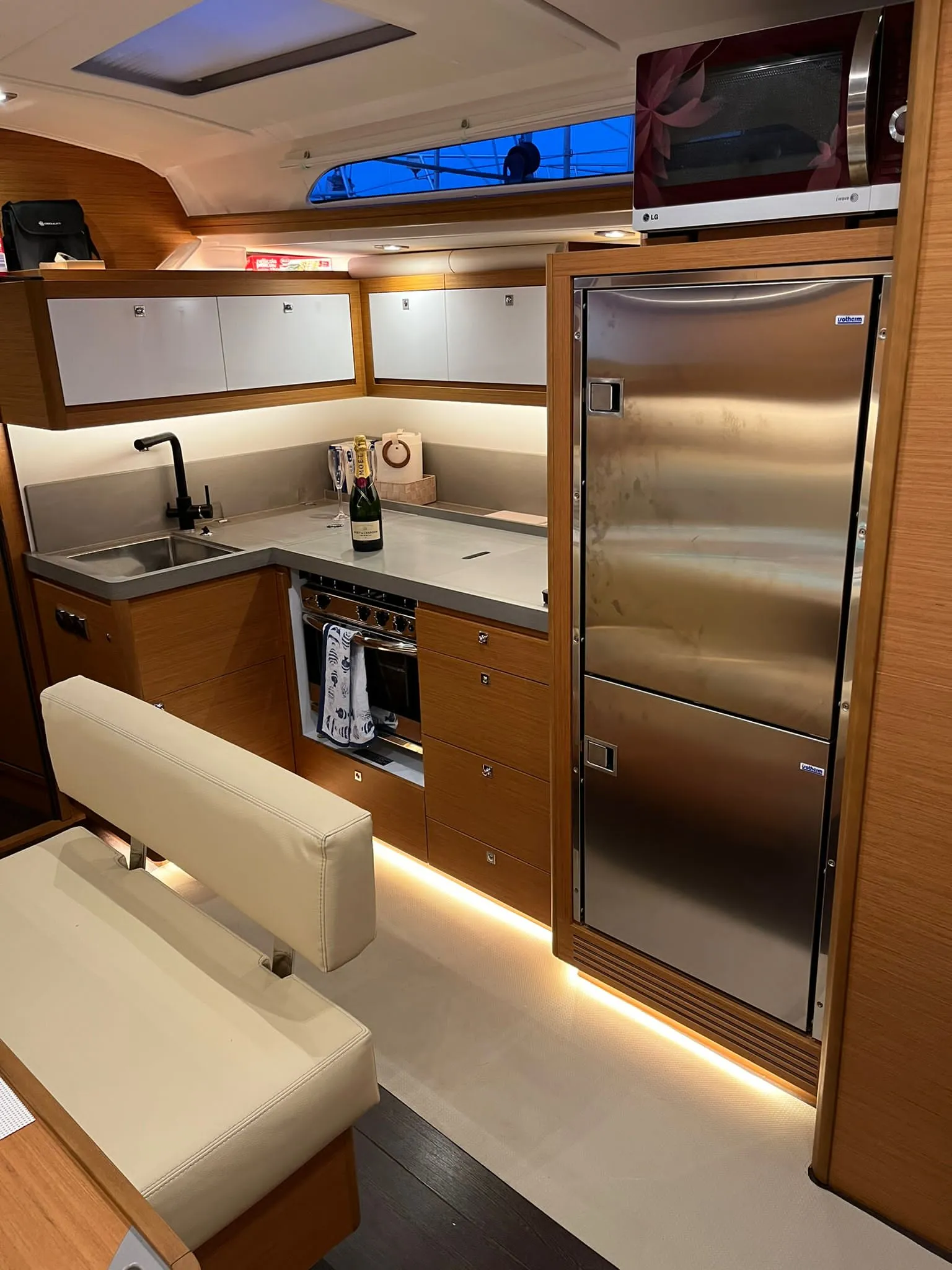 Image slide 126645