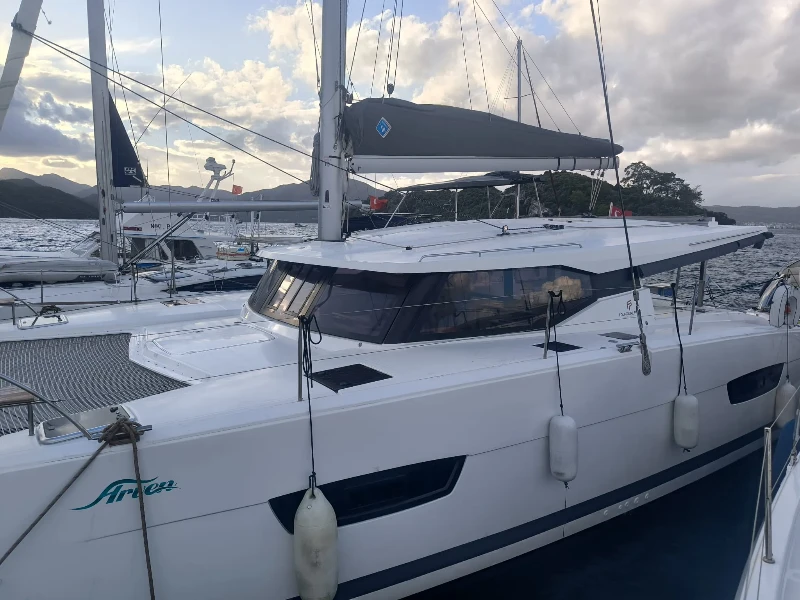 Isla 40 Arven boat image