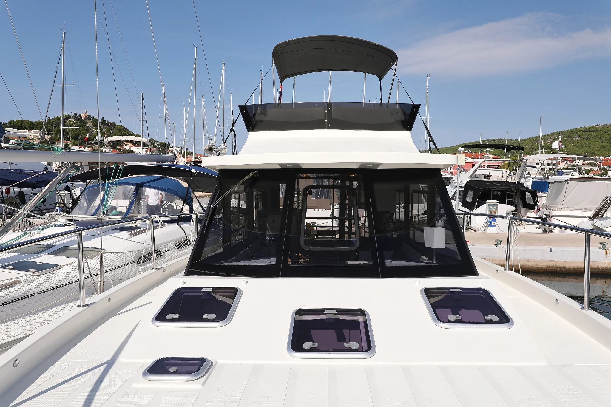 Image slide 12700