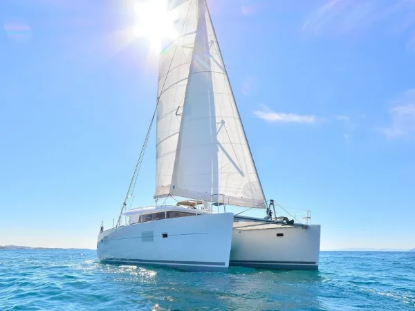 Lagoon 420 Dynamis boat image