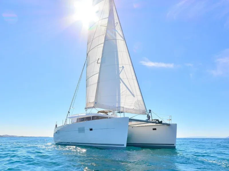 Lagoon 420 Dynamis boat image
