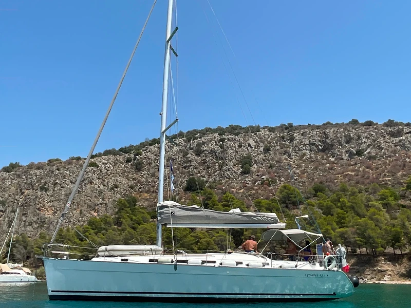 Cyclades 43.4 Too Lucky boat image