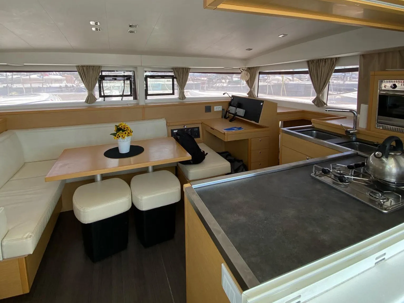 Image slide 127761