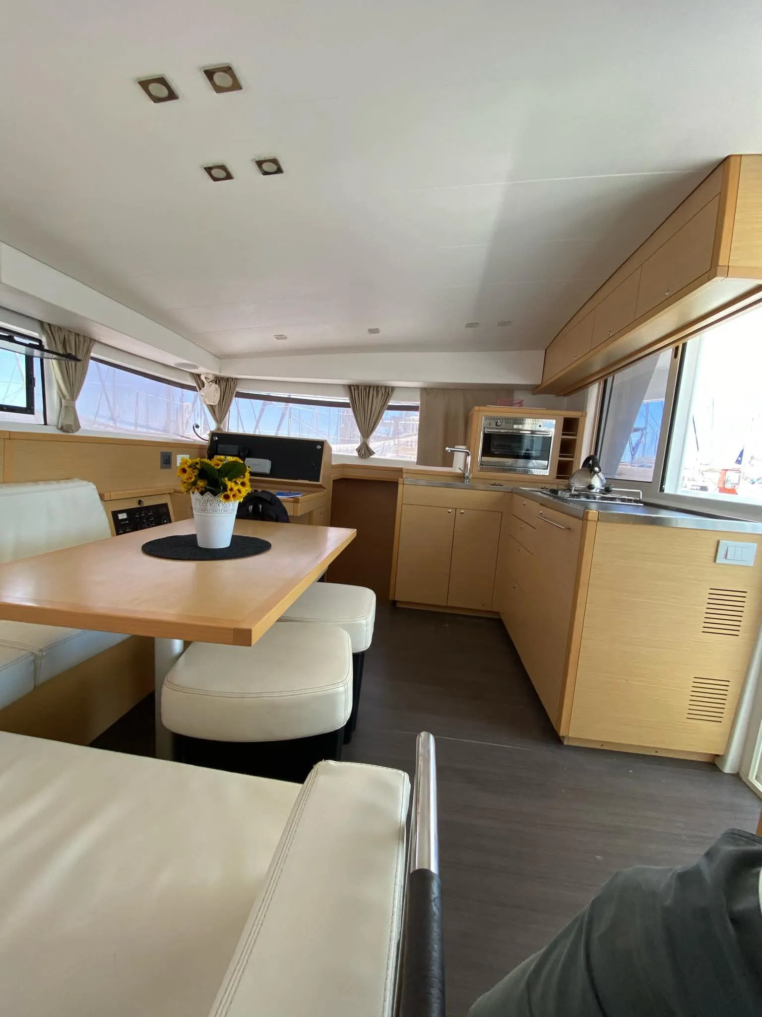 Image slide 127770