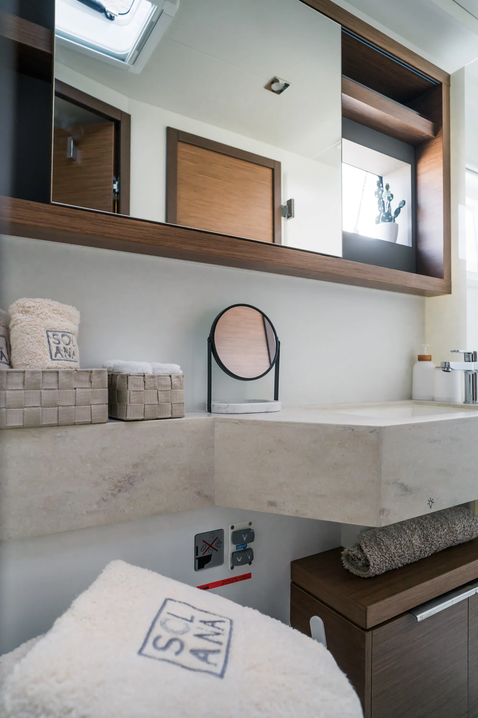 Image slide 127829