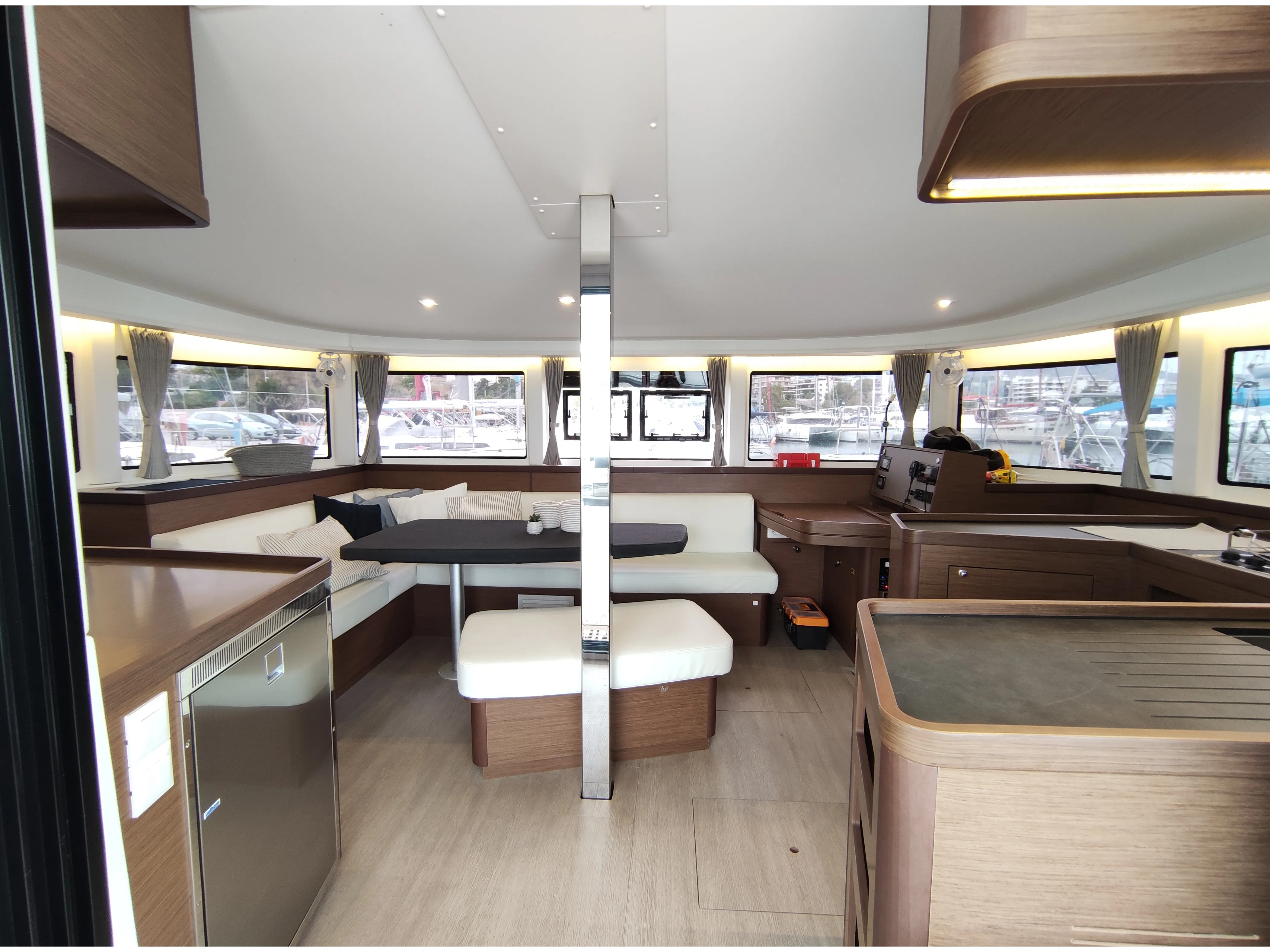 Image slide 127833