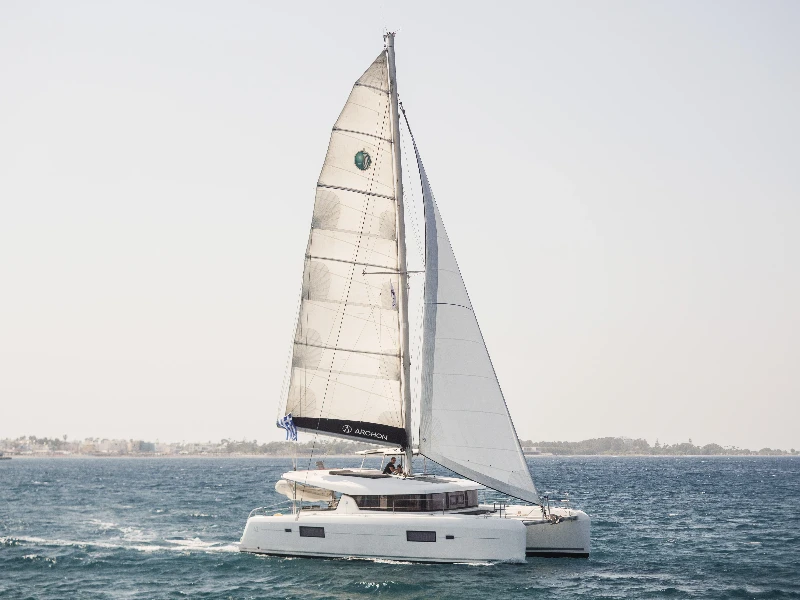 Lagoon 42 Blade boat image