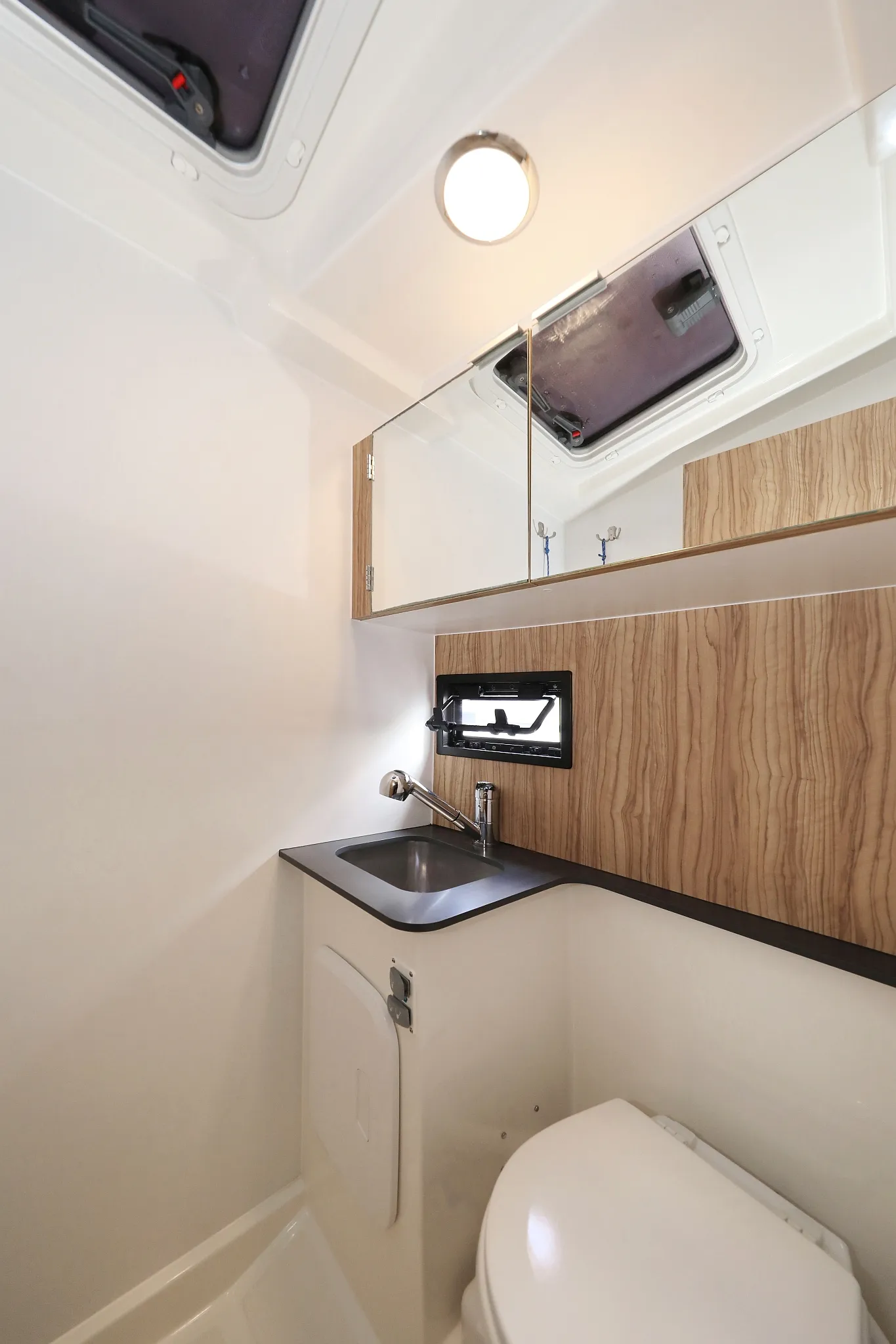 Image slide 12820